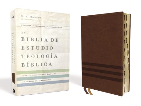 Imagen de dos perspectivas de una Biblia de estudio teológica NVI; la portada muestra texto en español y la parte trasera es de cuero marrón.