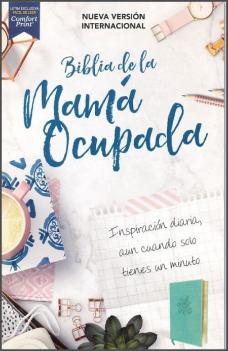 Biblia de la Mamá Ocupada" de la Nueva Versión Internacional, mostrando elementos decorativos y una nota que dice "Inspiración diaria, aun cuando solo tienes un minuto".