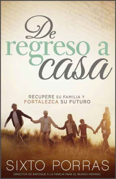 De regreso a casa" de Sixto Porras, mostrando una familia caminando junta al atardecer.