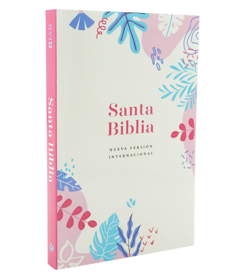 ** Biblia con cubierta floral en tonos pastel, versión Nueva Traducción Internacional.