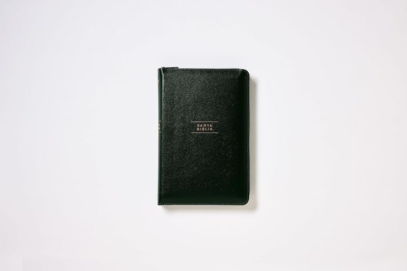 Biblia NVI Compacta Verde Símil Piel con Cierre