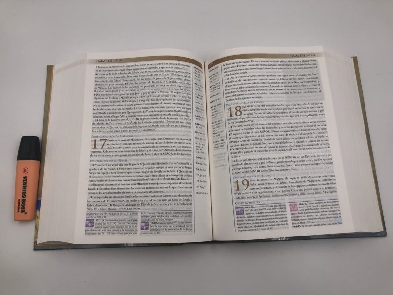 Biblia RVA 2015 de Estudio Mundo Hispano Tapa Dura - Image 2